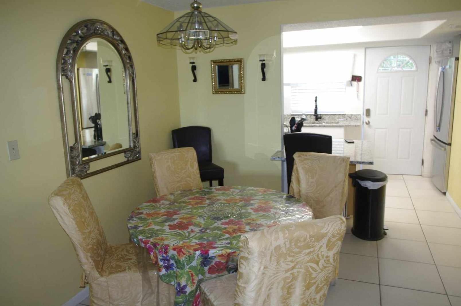 شاطئ كوكوا Marion Lane Suites المظهر الخارجي الصورة